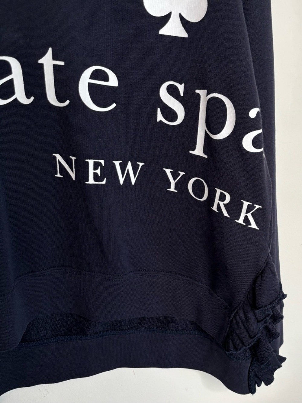 KATE SPADE NEW YORK RUFFLE PULLOVER CREWNECK SWEATSHIRT - Picture 4 of 6